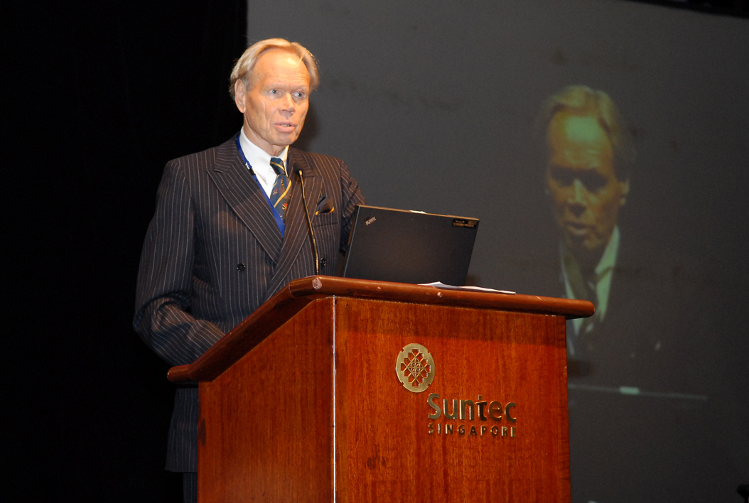 Professor Erik Greve at the World Glaucoma Congress 2007